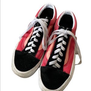 Vans Women’s Size 7 red and black